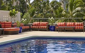 Doubletree By Hilton Alana - Waikiki Beach